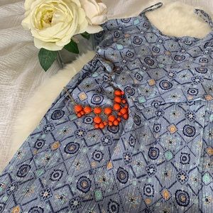 Summer vibes! Long casual dress with knee slit💙🦋